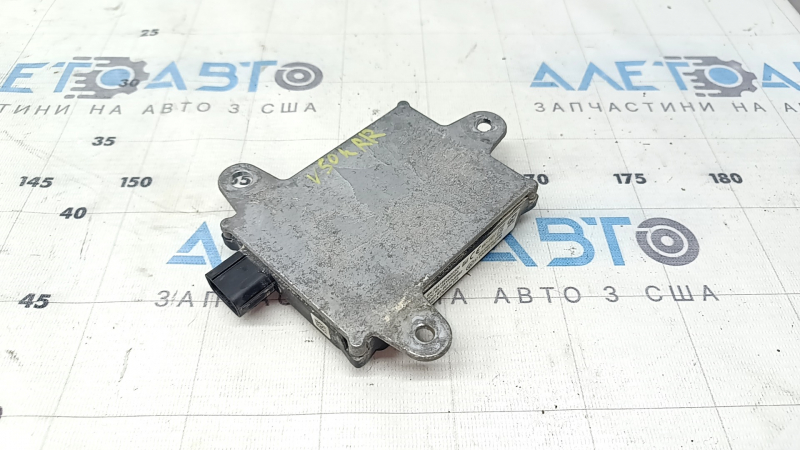 Блок слепых зон BSM правый Toyota Camry v50 12-14 usa