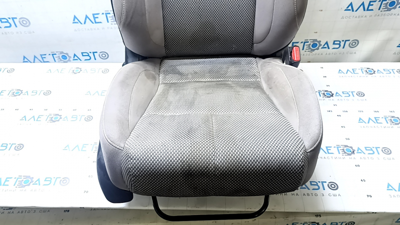 Пассажирское сиденье Honda CRZ 11-12 без airbag, механическое, ткань, серое, под химчистку