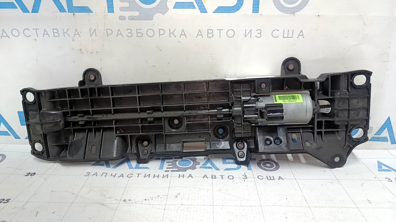 Мотор продольной регулировки водительского сиденья Ford Fusion mk5 17-20 с креплением, без каркаса