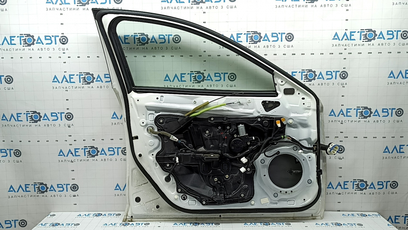 Дверь в сборе передняя левая Mazda 6 14-21 keyless, белый 25D, вмятина