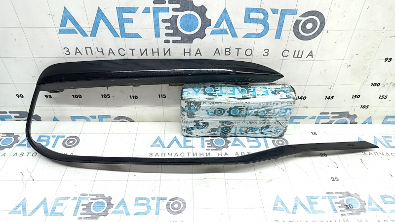 Молдинг обрамления ПТФ правый BMW 3 F30 16-18 Sport, черный глянец, песок