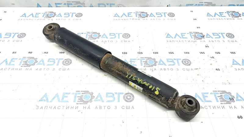 Амортизатор задний правый Toyota Sienna 21-26 ржавый, микротрещины С/Б