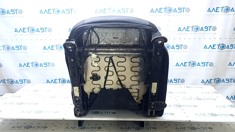 Водительское сиденье Nissan Versa 12-15 без airbag, механическое, ткань черная, под чистку