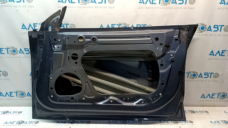 Дверь голая передняя правая Tesla Model 3 18-20 графит PMNG, царапины, крашена 0.25-0.30 мм