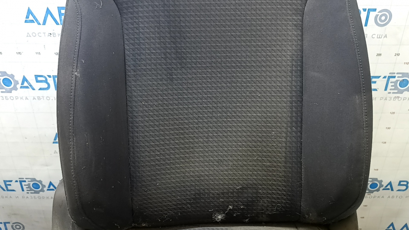 Пассажирское сиденье VW Jetta 11-16 USA без airbag, механическое, ткань черная с черной вставкой, под чистку