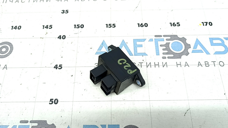 Реле батареи ВВБ Relay system vehicle Toyota Prius 20 04-09