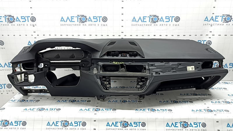 Торпедо передняя панель с AIRBAG BMW 5 G30 17-23 черная под проекцию