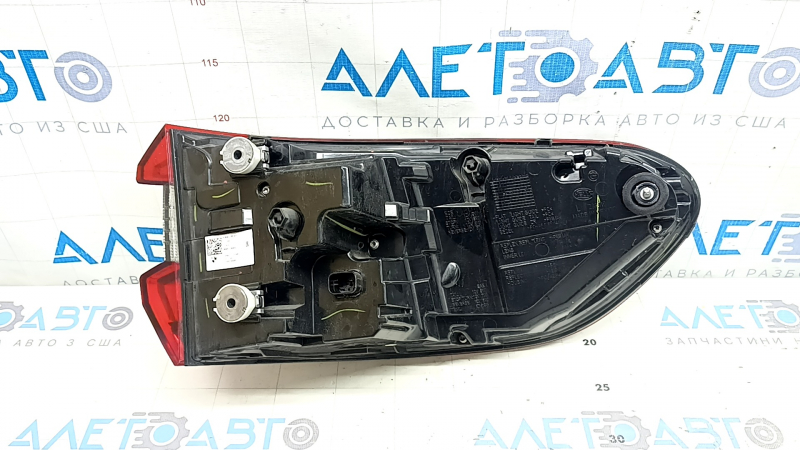 Фонарь внешний крыло левый BMW X5 G05 19-23 LED, потерт