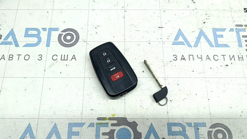 Ключ smart Toyota Camry v70 18-22 4 кнопки, hybrid