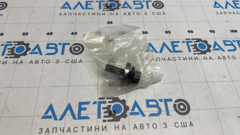 Болт шкива коленвала Ford Fusion mk5 13-20 2.5