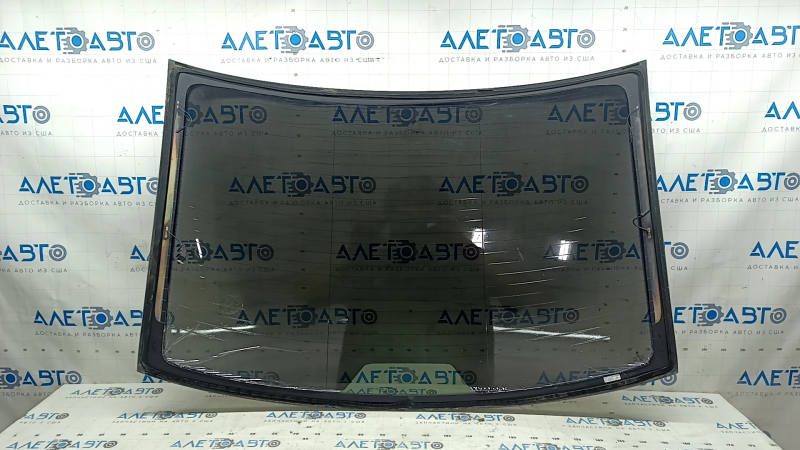 Стекло заднее VW Passat b8 16-19 USA тонировка, воздух по кромке стекла