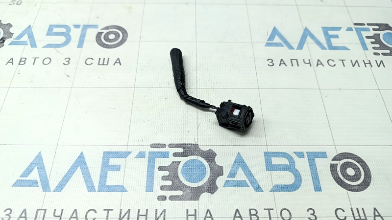 Фишка на датчик замка капота Mazda CX-50 23-26