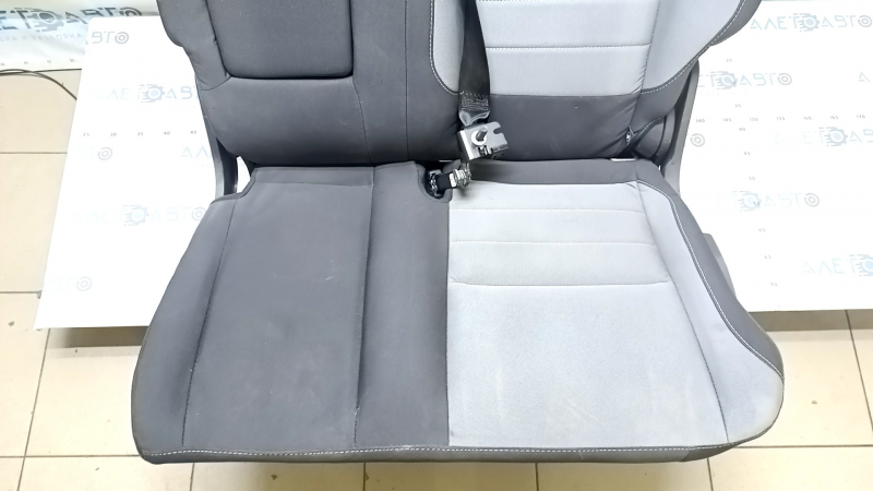 Задний ряд сидений 2 ряд левое Ford C-max MK2 13-18 ткань черно-серое, под чистку