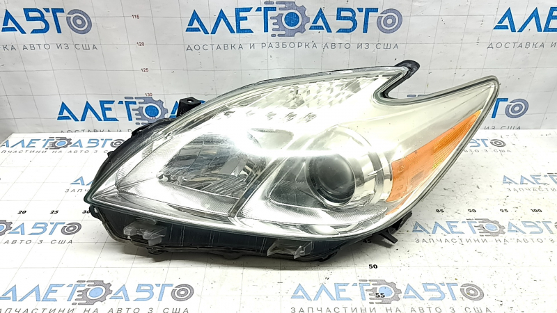 Фара передняя левая Toyota Prius 30 13-15, рест, галоген, под полировку, паутинка