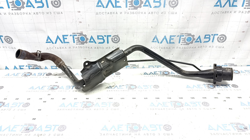 Заливная горловина топливного бака Mazda CX-50 23-26