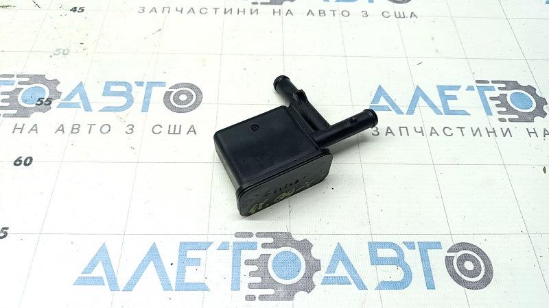 Клапан продувки топливных паров Mazda CX-50 23-26 2.5