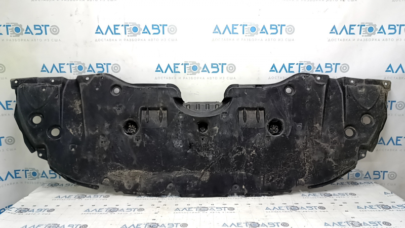Защита переднего бампера Toyota Camry v70 18-24 примята, надрывы, потерта