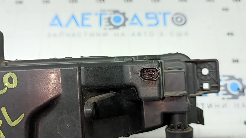 Противотуманная фара птф левая BMW X1 F48 20-22 LED, под полировку