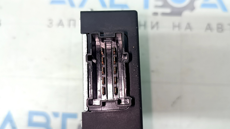 Modul de control al pompei de combustibil BMW X1 F48 16-22