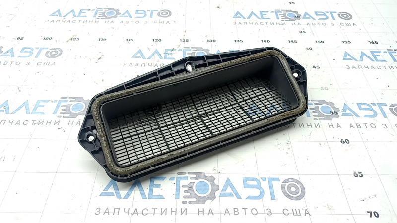 Воздухоприемник печки VW Tiguan 18-24