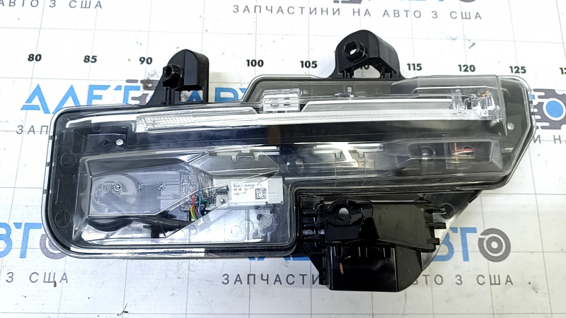 Поворотник ДХО левый Mazda CX-30 20-23 LED