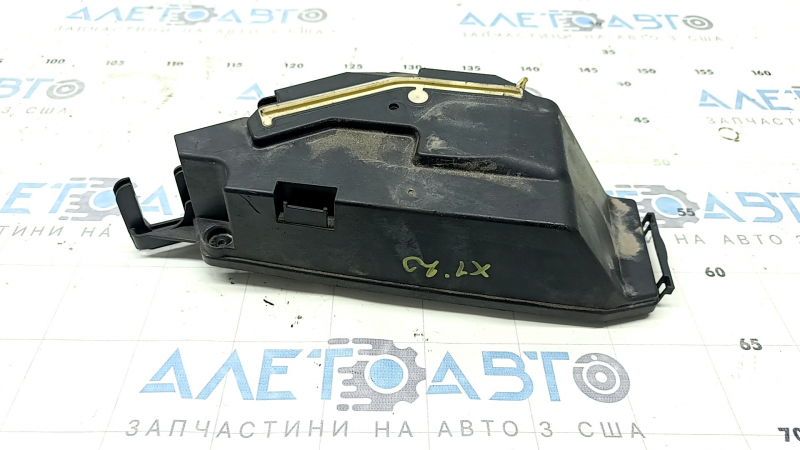 Крышка блока ECU компьютера двигателя BMW X1 F48 19-22 B46