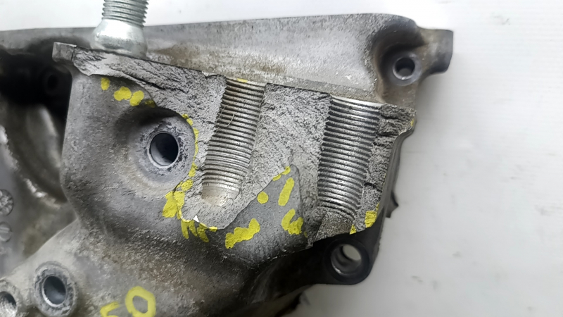 Передняя крышка двигателя Honda Civic X FC 16-21 K20C2 2.0 нет фрагмента
