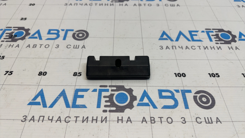 Крепление АКБ Jeep Cherokee KL 14-23