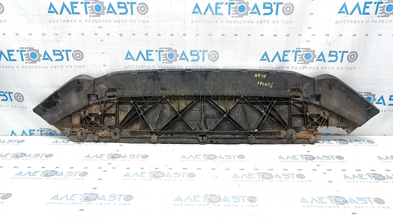 Защита переднего бампера Audi A4 B9 17-19 S-Line, трещины, надломы, нет фрагмента