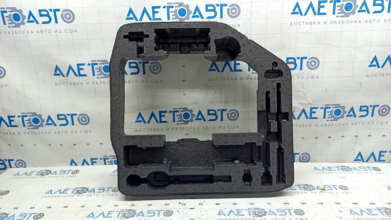 Пенопласт под инструмент Audi A4 B8 08-16 седан, надрыв, примята