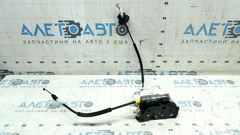 Замок двери задней левой Audi A4 B8 08-16 седан, с тросиками