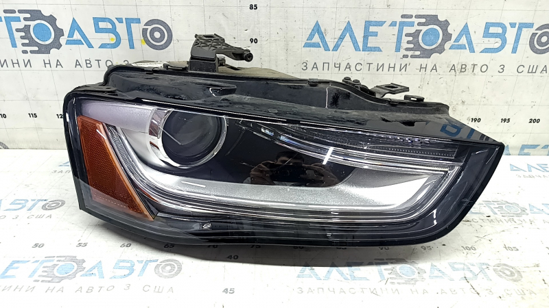 Фара передняя правая в сборе Audi A4 B8 13-16 рест ксенон led, песок