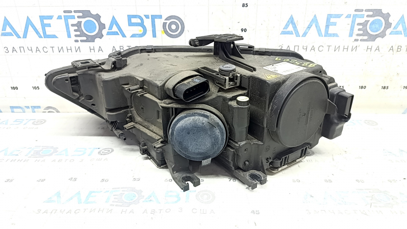 Фара передняя правая в сборе Audi A4 B8 13-16 рест ксенон led, песок