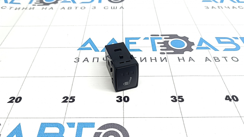 Buton încălzire scaun spate stânga Mitsubishi Outlander 22-25