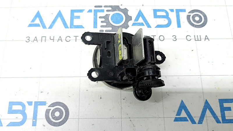 Противотуманная фара птф левая Mitsubishi Outlander 22-26 LED, пол полировку