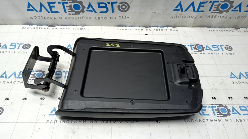 Подлокотник Nissan Murano z52 15-18 кожа черная, сколы, примята