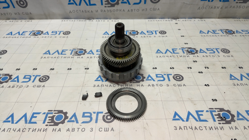 Первичный вал АКПП Ford Escape MK4 20-23 hybrid FWD сломаны усики