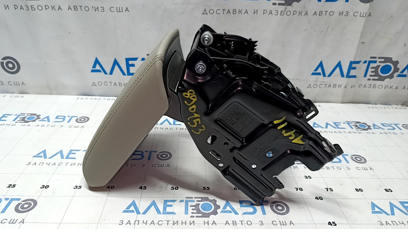 Подлокотник Audi A4 B8 08-12 дорест, кожа, серый, с каркасом, порез