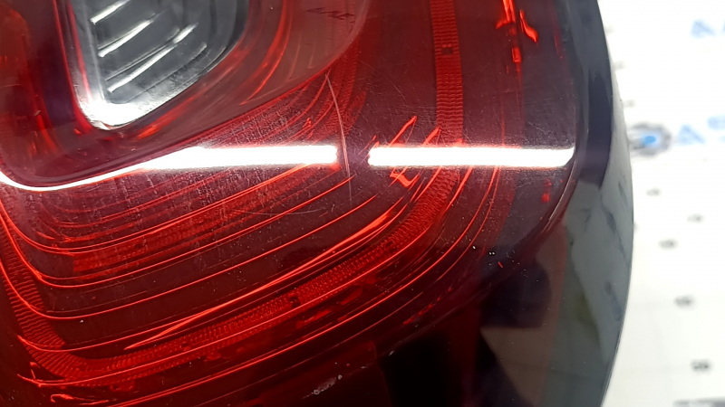 Zgârieturi la lumina aripii exterioare stângi Honda CRV 20-22