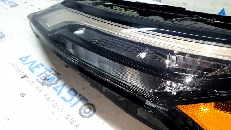 Поворотник ДХО левый Nissan Rogue 21-26 галоген + LED us built, песок