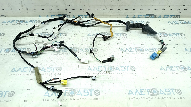 Проводка двери передней правой Toyota Camry v55 15-17 usa keyless