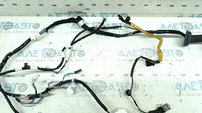 Проводка двери передней правой Toyota Camry v55 15-17 usa keyless
