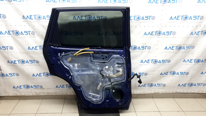 Дверь в сборе задняя левая Nissan Rogue 14-20 синий RBY, нижняя хром накладка