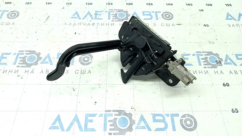 Замок капота Kia Sorento 21-26 HEV, PHEV с датчиком