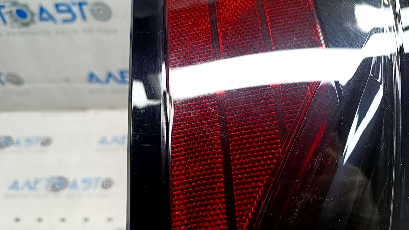 Фонарь внешний крыло правый Nissan Ariya 23-26 без проводки, царапина