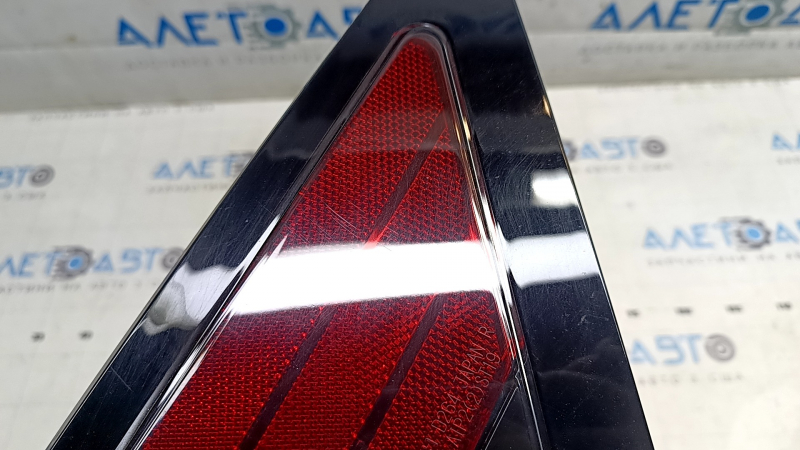 Фонарь внешний крыло правый Nissan Ariya 23-26 без проводки, царапина