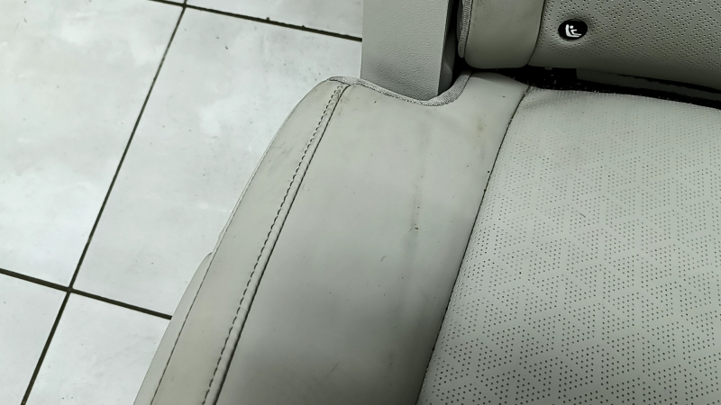 Сидение 2 ряда правое Kia Sorento 21-26 HEV, PHEV перфорация, кожа серая, под химчистку