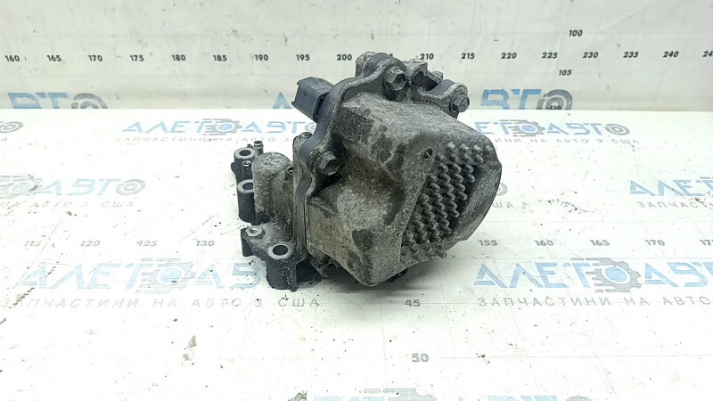 Помпа водяная Toyota Camry v55 15-17 hybrid usa с корпусом