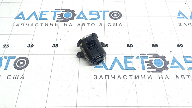 Кнопка Start/Stop Hyundai Tucson 22-26 потерта