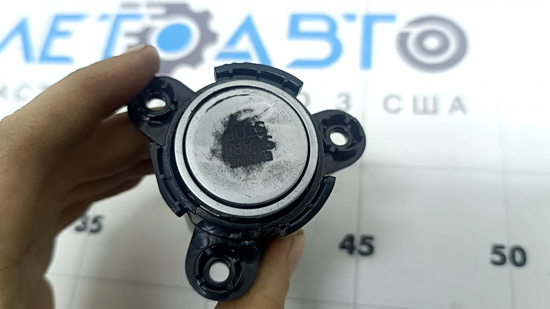 Кнопка Start/Stop Hyundai Tucson 22-26 потерта